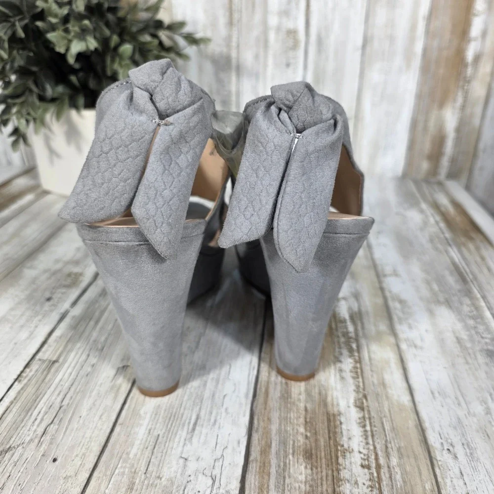 Nine West McCollum Wedge Sandal Blue Gray Faux Suede Peep Platform Slingback 8.5